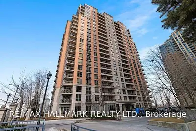 5229 Dundas Street W 601, Toronto W08, ON M9B 6L9