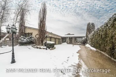 1549 Carolyn Road, Mississauga, ON L5M 2C9