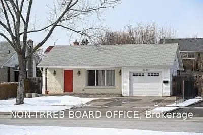 1052 Mississauga Valley Boulevard W, Mississauga, ON L5A 3J4