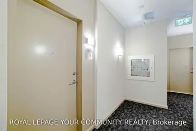 220 Burnhamthorpe Road W 1108, Mississauga, ON L5B 4N4