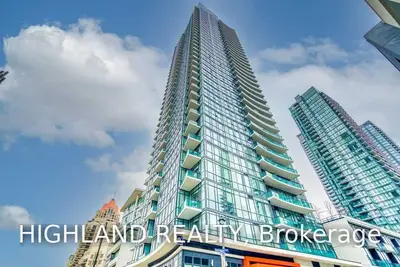 4099 Brickstone Mews 2205, Mississauga, ON L5B 0G2