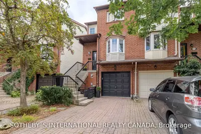 62 NORMANDY Place, Oakville, ON L6K 1S1