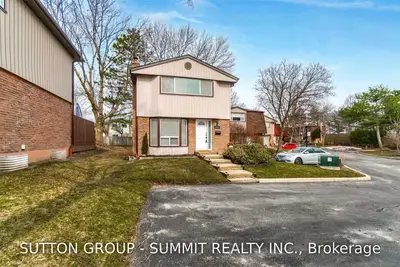 1857 Hyde Mill Crescent, Mississauga, ON L5N 0A7