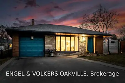 1369 Langdale Crescent, Oakville, ON L6H 2K7