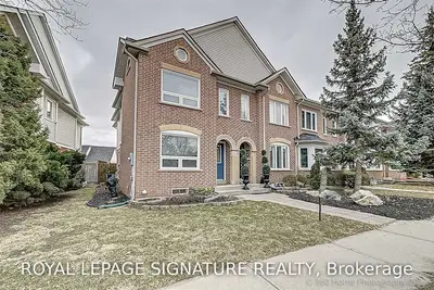 2216 Westoak Trails Boulevard, Oakville, ON L6M 3L3