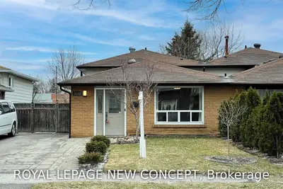 2213 Stir Crescent, Mississauga, ON L4Y 3V2