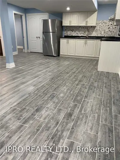 7217 Terragar Boulevard, Mississauga, ON L5N 7L9