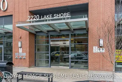 2220 Lakeshore Boulevard W 4506, Toronto W06, ON M8V 0C1