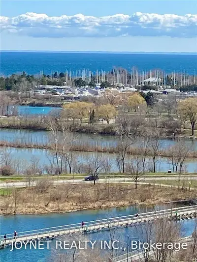 65 Annie Craig Drive 1010, Toronto W06, ON M8V 0G3