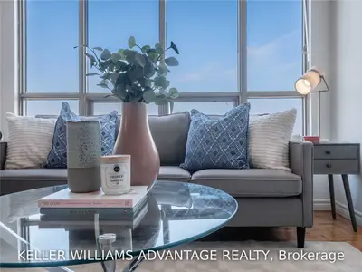 1110 Walden Circle 1003, Mississauga, ON L5J 4R3