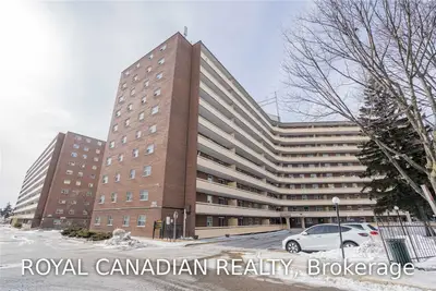 3555 Derry Road E 802, Mississauga, ON L4T 1B2