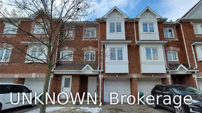 6060 Snowy Owl Crescent 57, Mississauga, ON L5N 7K3