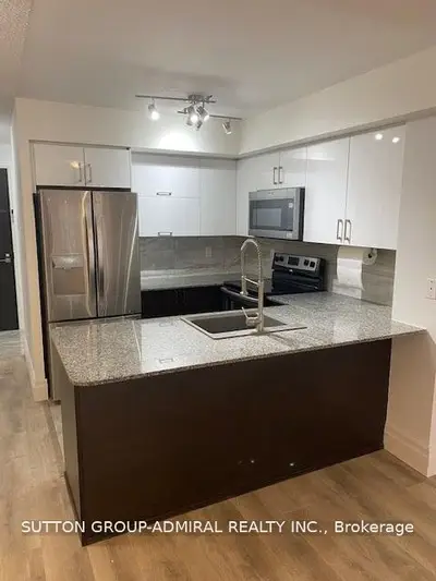 1070 Sheppard Avenue W 221, Toronto W05, On M3j 0g8