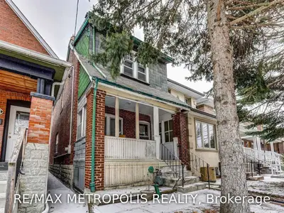 139 Harvie Avenue, Toronto W03, ON M6E 4K5