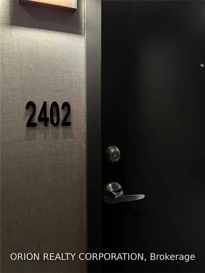 297 Oak Walk Drive 2402, Oakville, ON L6H 6Z3