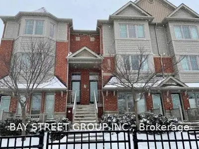 3200 Bentley Drive 4, Mississauga, ON L5M 0P7