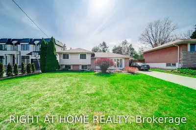 406 Tennyson Drive, Oakville, ON L6L 3Z1
