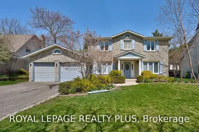 2067 Chippewa Trail, Mississauga, ON L5H 3V6