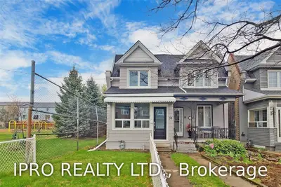 35 Britannia Avenue, Toronto W02, ON M6N 3T8