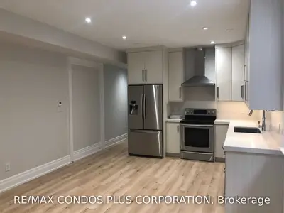 94 Richmond Road E, Oakville, ON L6H 1L5