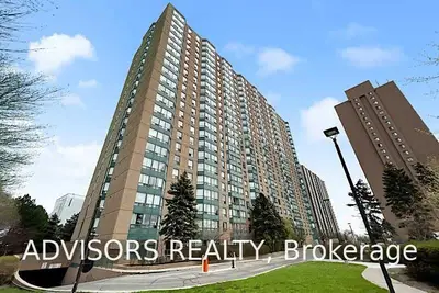135 Hillcrest Avenue 2010, Mississauga, ON L5B 4B1