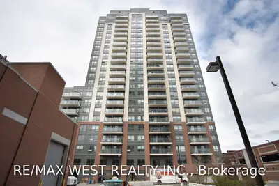 1420 Dupont Street 2305, Toronto W02, ON M6H 4J8