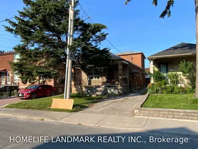907 St Clarens Avenue Unit A, Toronto W02, ON M6H 3X5