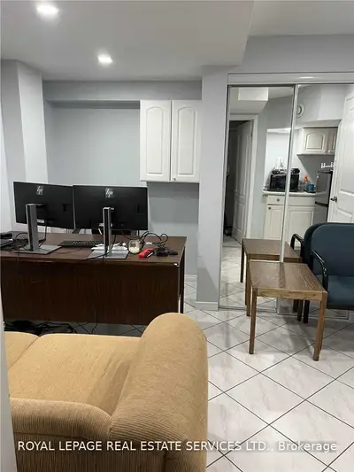 5110 Timbermill Court 2-Bach, Mississauga, ON L5V 2B8
