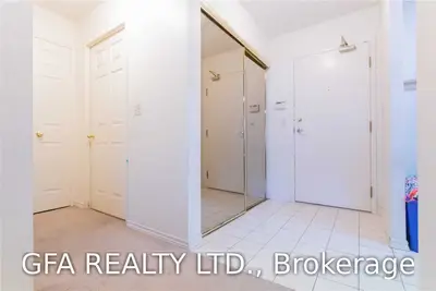 325 Webb Drive 605, Mississauga, ON L5B 3Z9