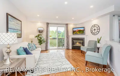 2256 Fairbairn Court, Oakville, ON L6M 4R2
