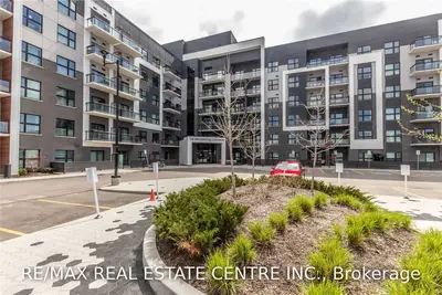 128 Grovewood Common 126, Oakville, ON L6H 0X3