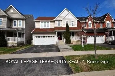 7087 Drumcashel Court, Mississauga, ON L5N 7L3