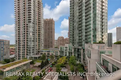 220 Burnhamthorpe Road 1206, Mississauga, ON L5B 3Y5