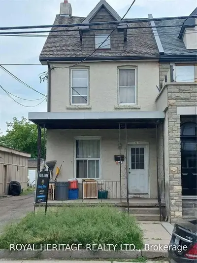 156 Maria Street, Toronto W02, ON M6P 1W4