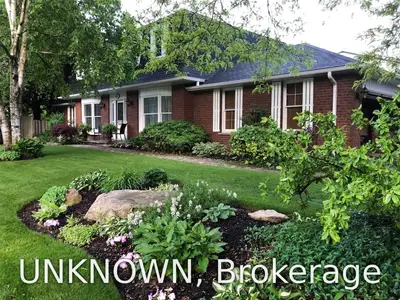 700 Greenwood Drive, Burlington, On L7t 3p5