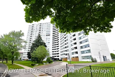 530 Lolita Gardens 207, Mississauga, ON L5A 3T2
