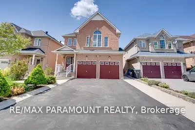 647 Garden Walk N, Mississauga, ON L5W 1V9