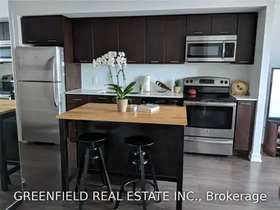 2220 Lake Shore Boulevard W 716, Toronto W06, ON M8V 0C1