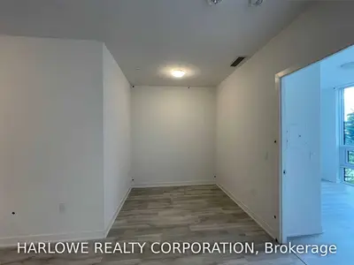 4675 Metcalfe Avenue 110, Mississauga, ON L5M 0Z8