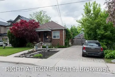 5 Harrison Avenue, Mississauga, ON L5H 2N8
