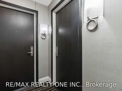 25 Fontenay Court 306, Toronto W08, ON M9A 0C4