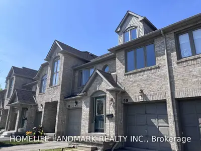 1292 Sherwood Mills Boulevard 90, Mississauga, ON L5V 2G8