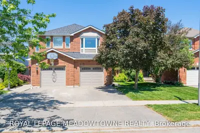 26 Standish Street, Halton Hills, ON L7G 5V7