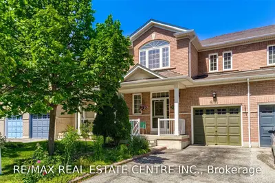 4795 James Austin Drive, Mississauga, ON L4Z 4H4
