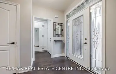 9 Newman Place E, Halton Hills, ON L7G 6A4