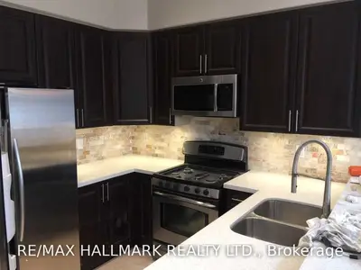 4930 Southampton Drive, Mississauga, ON L5M 7P9