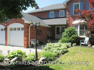1145 Mayfair Road, Oakville, ON L6M 1G6