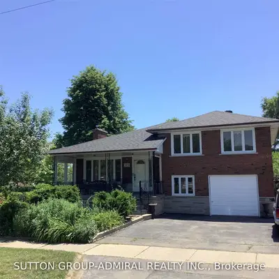 319 Hillmount Avenue, Toronto W04, ON M6B 1Y6