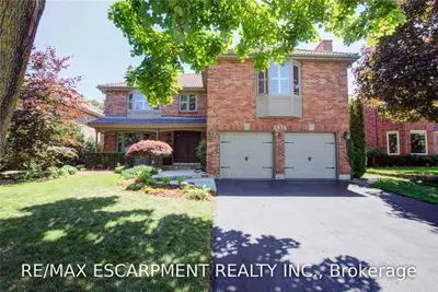 2370 Deer Run Avenue, Oakville, ON L6J 6K6