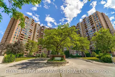 716 The West Mall 607, Toronto W08, ON M9C 4Y4
